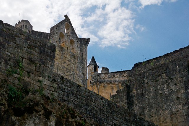 0755 Chateau de Commarque.jpg - SONY DSC